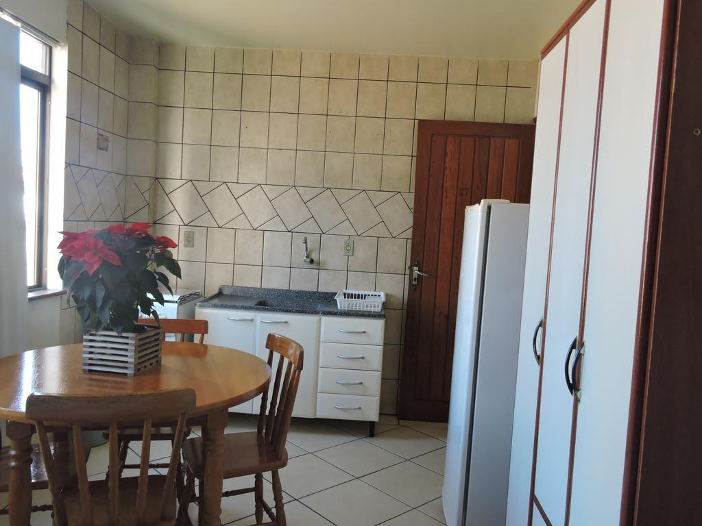 ゴヴェルナドール・セウソ・ラーモス Residencial Baleia Francaアパートホテル エクステリア 写真