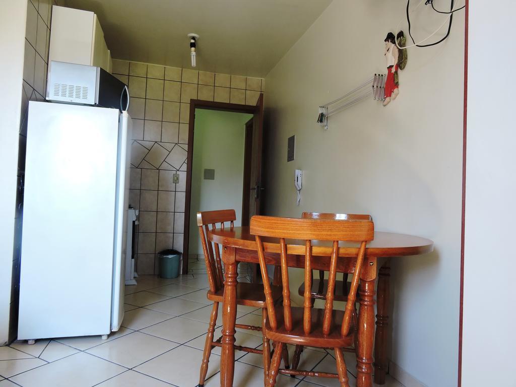 ゴヴェルナドール・セウソ・ラーモス Residencial Baleia Francaアパートホテル エクステリア 写真