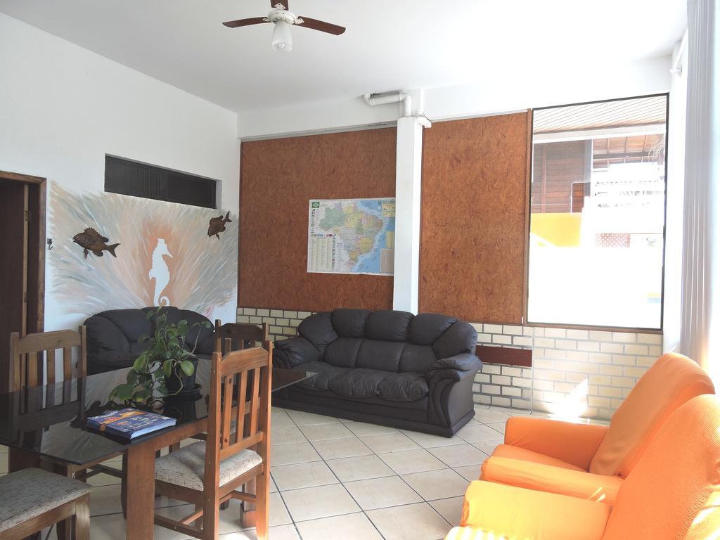 ゴヴェルナドール・セウソ・ラーモス Residencial Baleia Francaアパートホテル エクステリア 写真