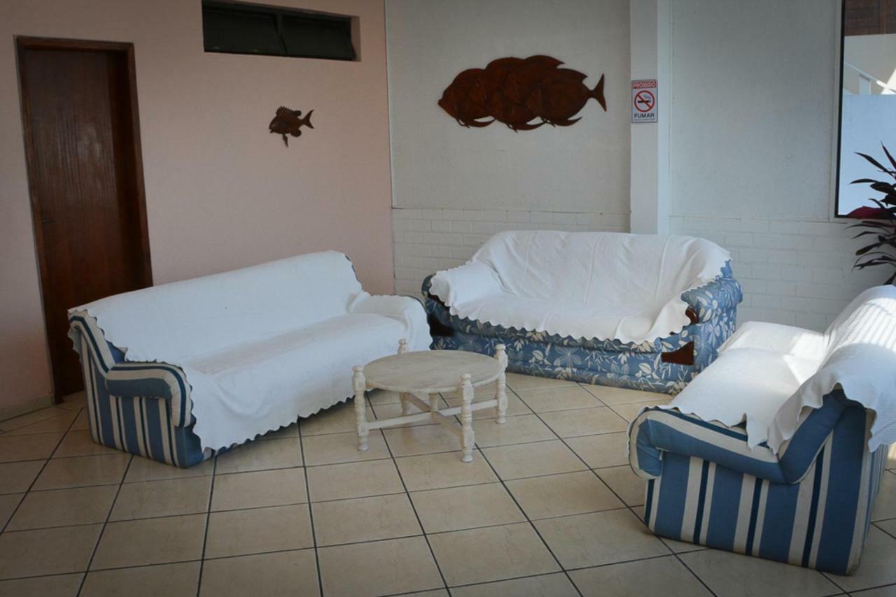 ゴヴェルナドール・セウソ・ラーモス Residencial Baleia Francaアパートホテル エクステリア 写真